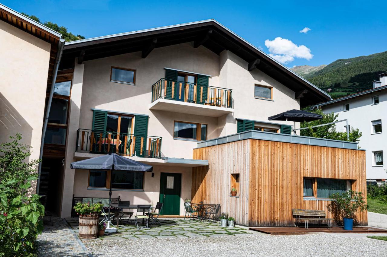 Haus18.3 Apartment Sluderno Luaran gambar